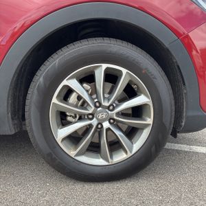 صورة 20 لـ 2017 Hyundai SANTA FE SE