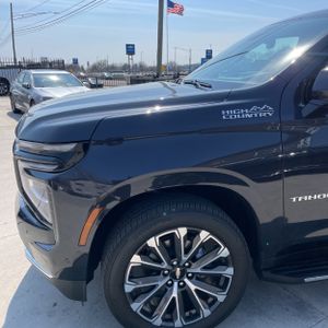 CHEVROLET TAHOE HIGH COUNTRY - 2