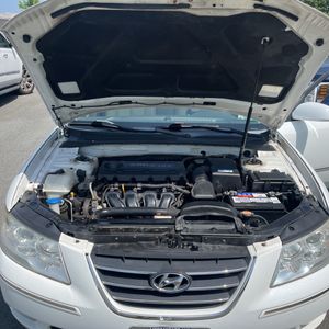 2010 Hyundai SONATA LIMITED thumbnail 45