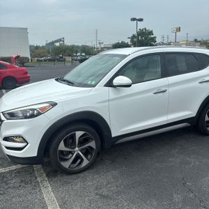 2017 Hyundai TUCSON LIMITED — фото 2