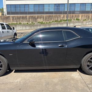 DODGE CHALLENGER GT - 4