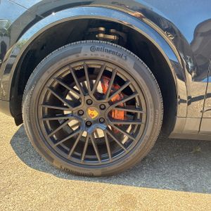2020 Porsche CAYENNE BASE — миниатюра 17