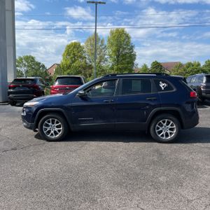 JEEP CHEROKEE SPORT - 3