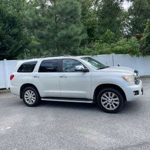 2012 Toyota SEQUOIA PLATINUM photo 10