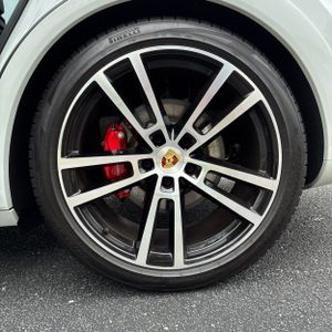 2024 Porsche CAYENNE S 缩略图 18