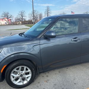 KIA SOUL LX - 2