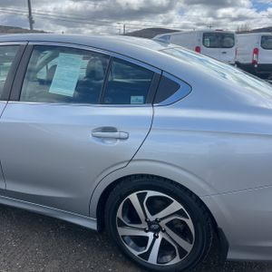 SUBARU LEGACY LIMITED XT - 6