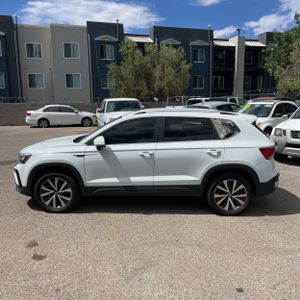 2023 Volkswagen TAOS SE 照片 3