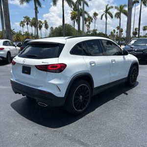 صورة 8 لـ 2021 Mercedes-BENZ GLA