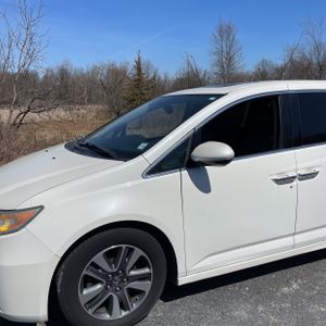 HONDA ODYSSEY TOURING ELITE - 2