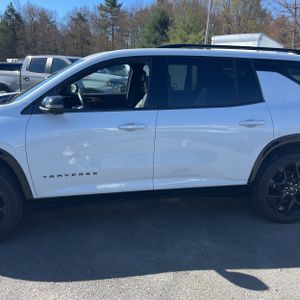 CHEVROLET TRAVERSE - 4