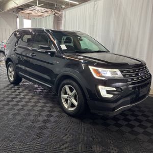 FORD EXPLORER XLT - 10