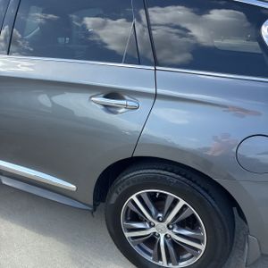 صورة 6 لـ 2019 Infiniti QX60 LUXE