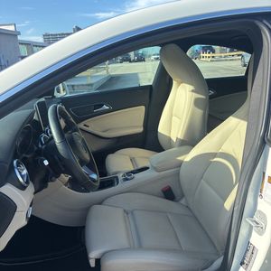 2016 Mercedes-BENZ CLA thumbnail 32