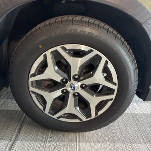 صورة مصغرة 20 لـ 2020 Subaru FORESTER PREMIUM
