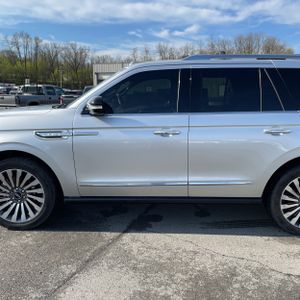 LINCOLN NAVIGATOR RESERVE - 4