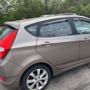 HYUNDAI ACCENT SE - 9