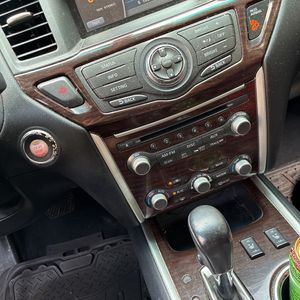 صورة 58 لـ 2013 Nissan PATHFINDER SL