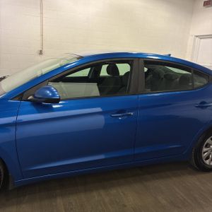 HYUNDAI ELANTRA SE - 4