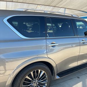 2021 Infiniti QX80 PREMIUM SELECT 照片 9