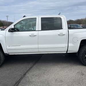 CHEVROLET SILVERADO 1500 LT - 4