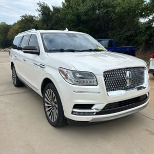 2019 Lincoln NAVIGATOR L RESERVE photo 11