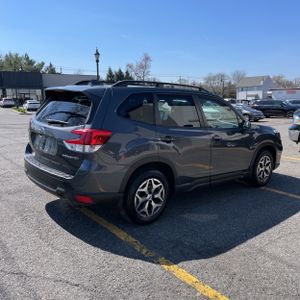 SUBARU FORESTER PREMIUM - 8