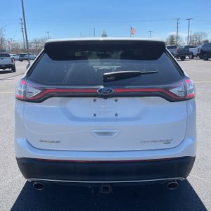 FORD EDGE TITANIUM - 7