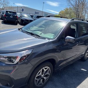 SUBARU FORESTER PREMIUM - 2