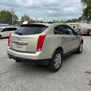 CADILLAC SRX LUXURY COLLECTION - 8