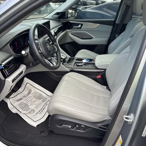 صورة 32 لـ 2025 Acura MDX SH-AWD W/TECH