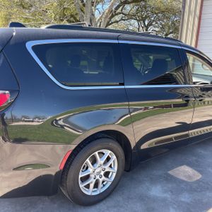 CHRYSLER PACIFICA TOURING L - 9