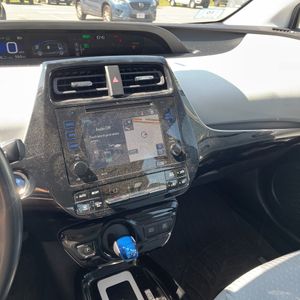 صورة مصغرة 37 لـ 2017 Toyota PRIUS THREE