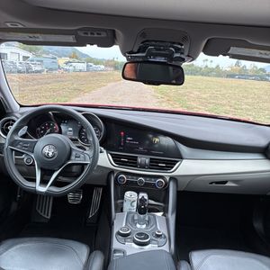 2018 ALFA Romeo GIULIA TI SPORT 照片 36