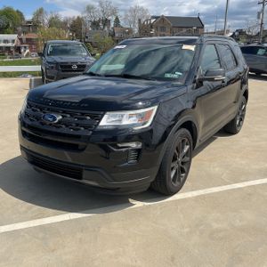 FORD EXPLORER XLT - 1