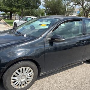 VOLKSWAGEN GOLF BASE - 2