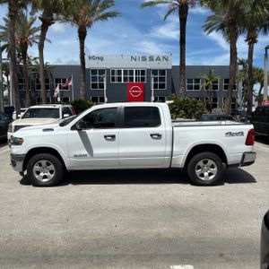 صورة 3 لـ 2025 RAM 1500 LONE STAR
