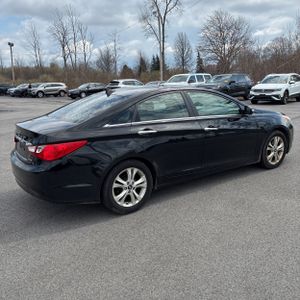 HYUNDAI SONATA LIMITED - 8