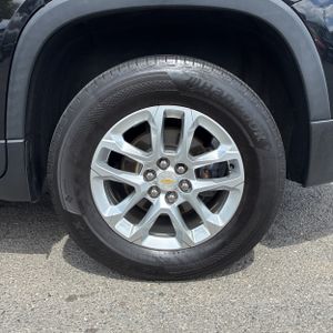 2018 Chevrolet TRAVERSE LS thumbnail 18