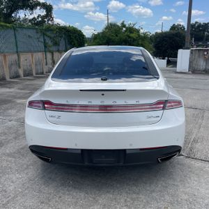 2016 Lincoln MKZ BASE — фото 7