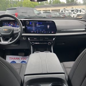 2025 Chevrolet TRAVERSE LT — миниатюра 38