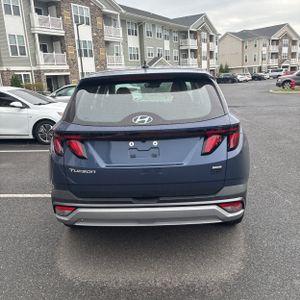 HYUNDAI TUCSON SE - 7