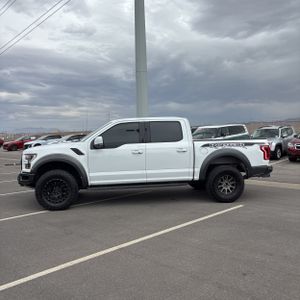 Ford F-150 Raptor - 3