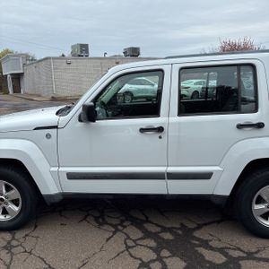 JEEP LIBERTY SPORT - 4