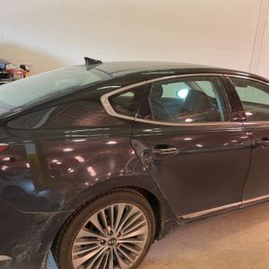 KIA CADENZA LIMITED - 9