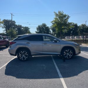 صورة 10 لـ 2017 Lexus RX 350 BASE