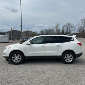 CHEVROLET TRAVERSE LT - 3