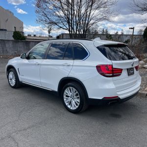 BMW X5 XDRIVE50I - 5
