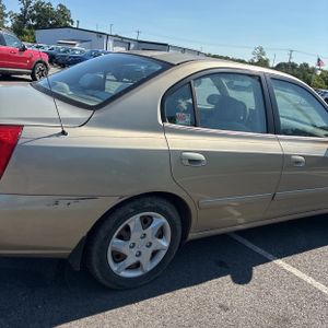 2005 Hyundai ELANTRA GLS 照片 9