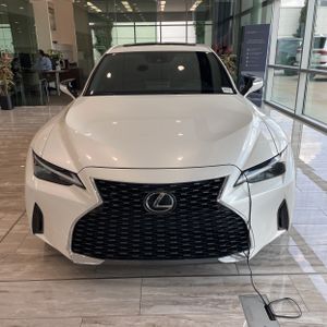 2024 Lexus IS 300 BASE — миниатюра 12